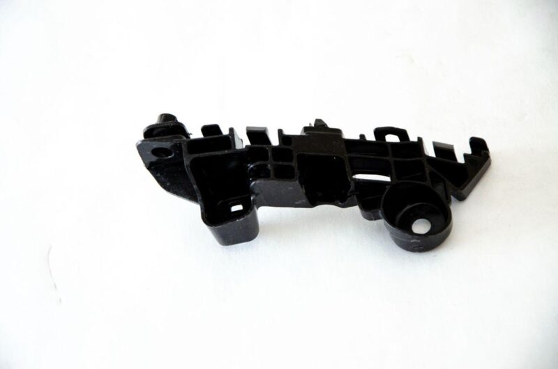 Front Spacer R/H - New Alto image2
