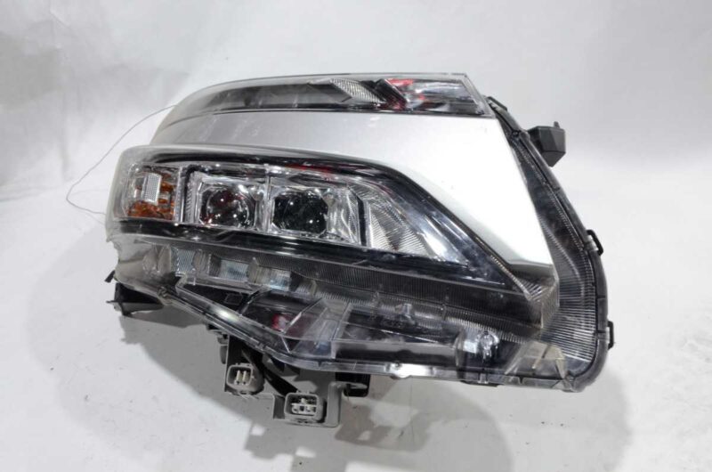 Headlight - Toyota Esquire img