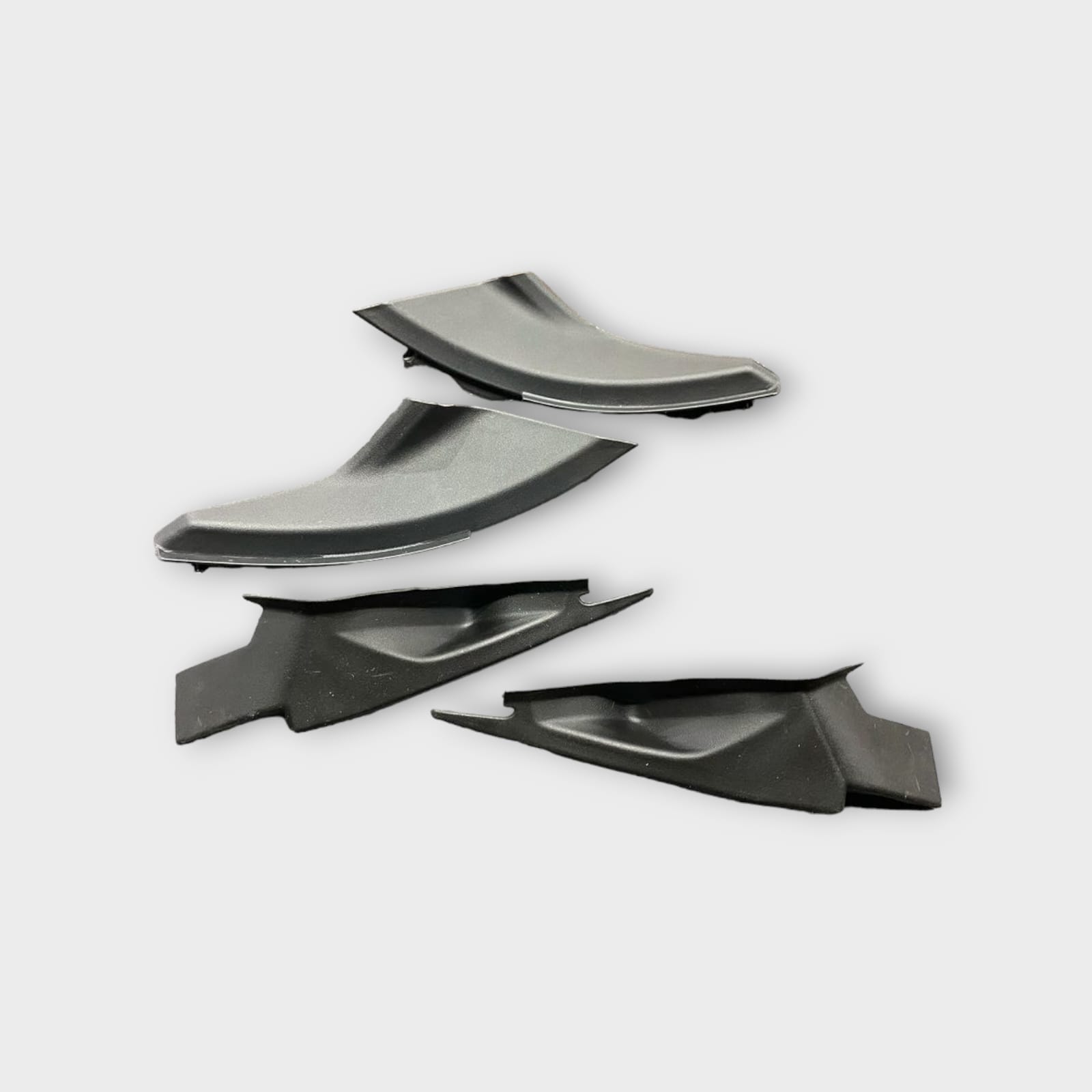 Wiper Shield Corners Genuine Honda BRV-Civic 2022-2023 Wiper Shield Corners Genuine Honda BRV-Civic 2022-2023 - Image 1
