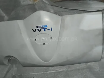 Engine cover brand new for Toyota yaris pakistan model